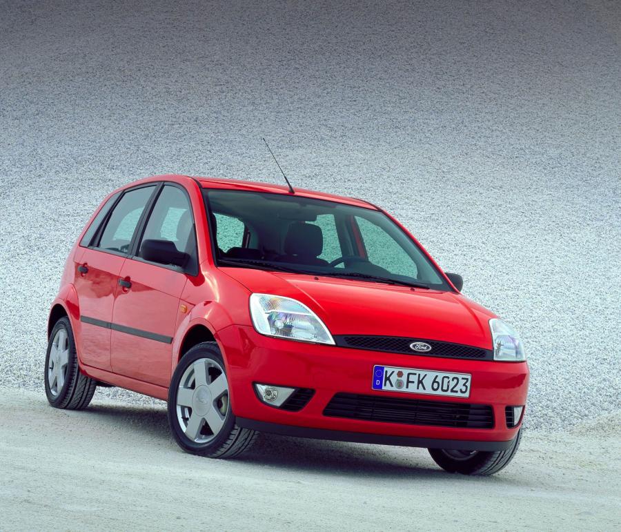  Ford Fiesta 2003 года  (фото 18 из 142)